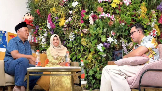 Yai Mim  dan Istri Diundang ke Podcast Denny Sumargo (TikTok)